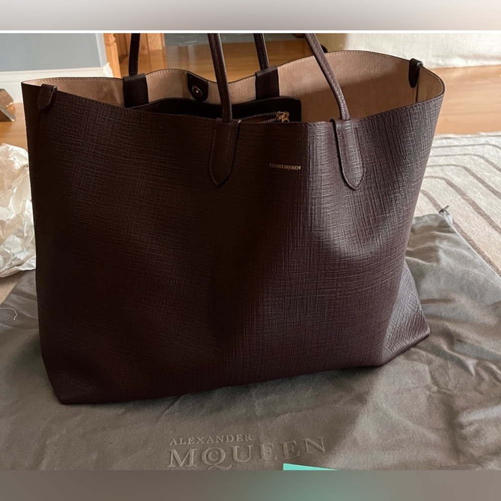 Alexander McQueen oxblood color Embossed Tote